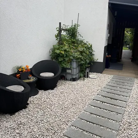 Moderne In Bahnhofsnähe Braunau am Inn