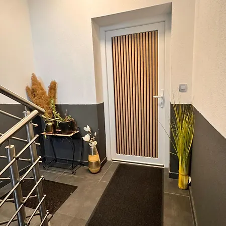 Moderne In Bahnhofsnähe Apartament *