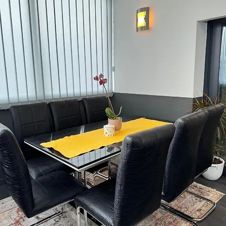 Moderne In Bahnhofsnähe Braunau am Inn